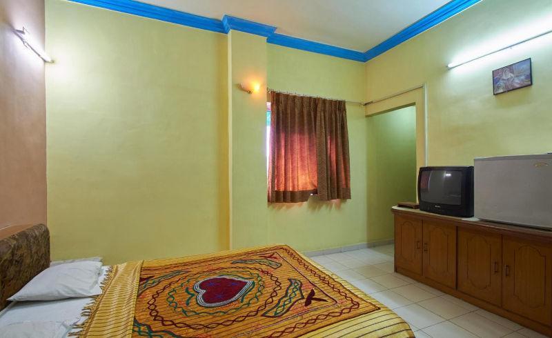 Hotel Damjis Ahmadabad Zewnętrze zdjęcie