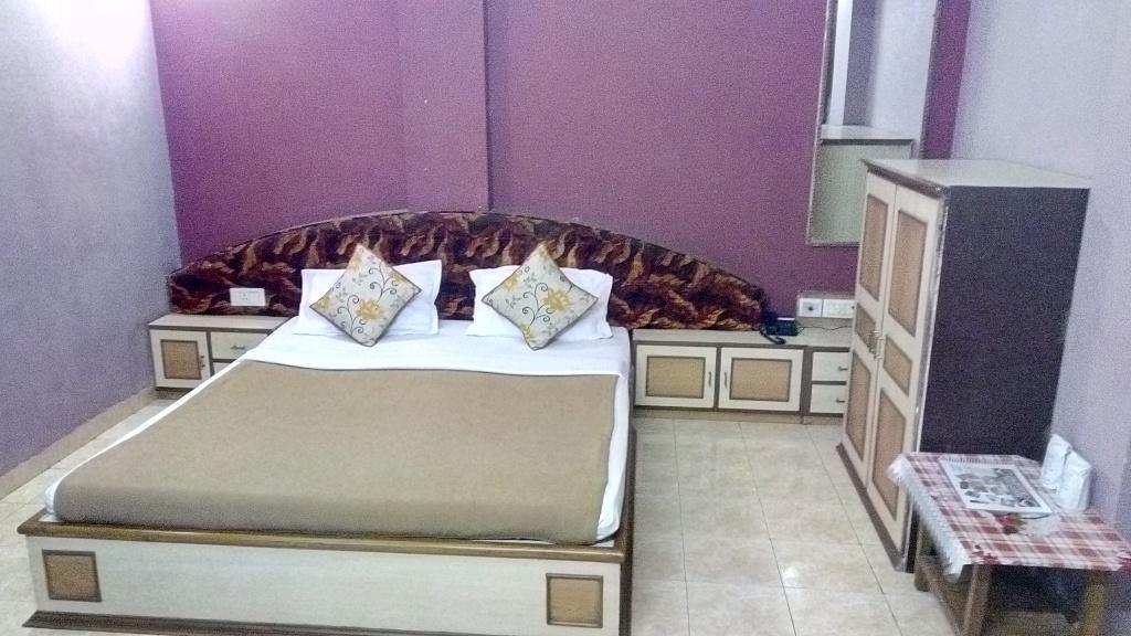 Hotel Damjis Ahmadabad Zewnętrze zdjęcie